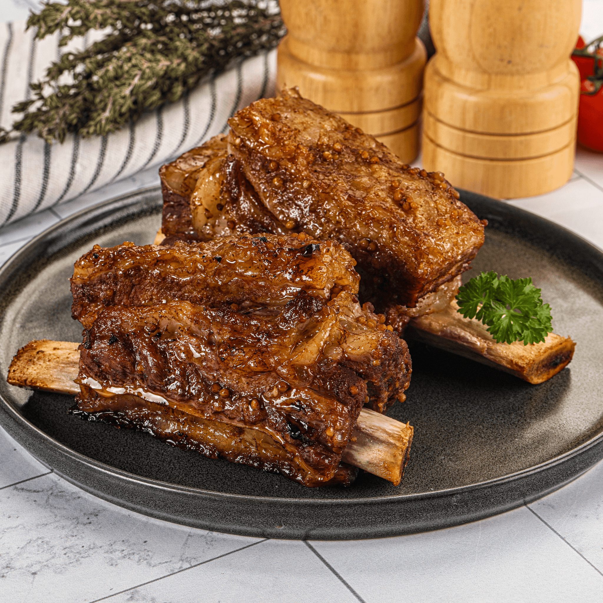 36. Bánh Mì Chảo Bẹ Sườn Bò Nướng - Sizzling Beef Ribs Combo.